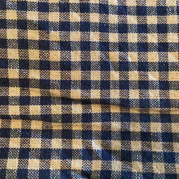 Checkered Table Runner - Picture 5 of 8